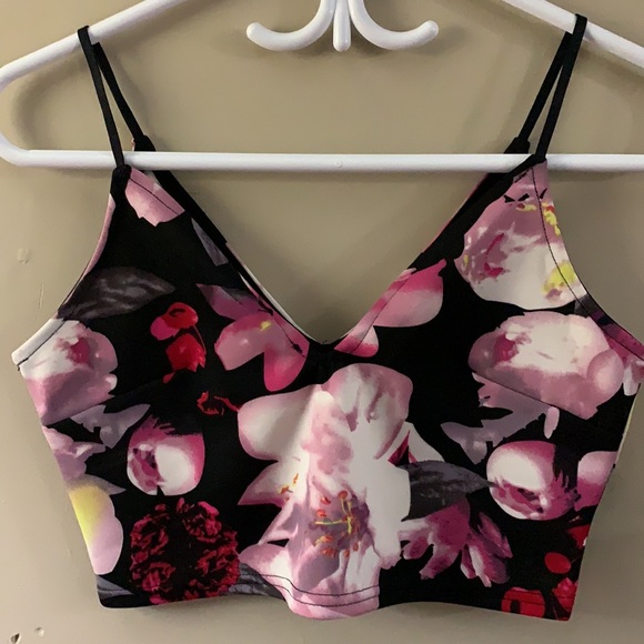 Floral crop top - Picture 3 of 4